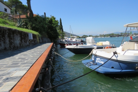 Barche ormeggiate al pontile
